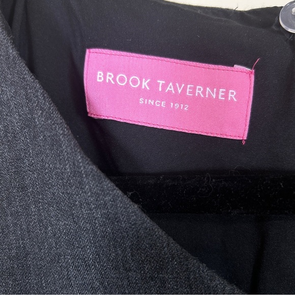 BROOK TAVERNER CORINTHIA V NECK DRESS WOOL BLEND CHARCOAL - Picture 4 of 10